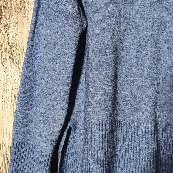 J. Crew merino wool alpaca blend turtle neck split hem wide on trend sleeves xs - Picture 11 of 15